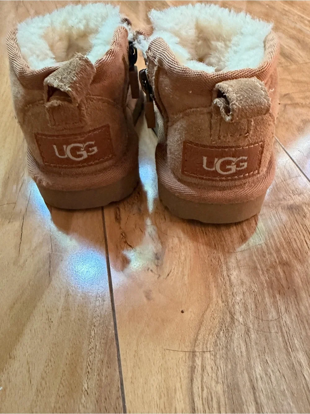 UGG Kids mini